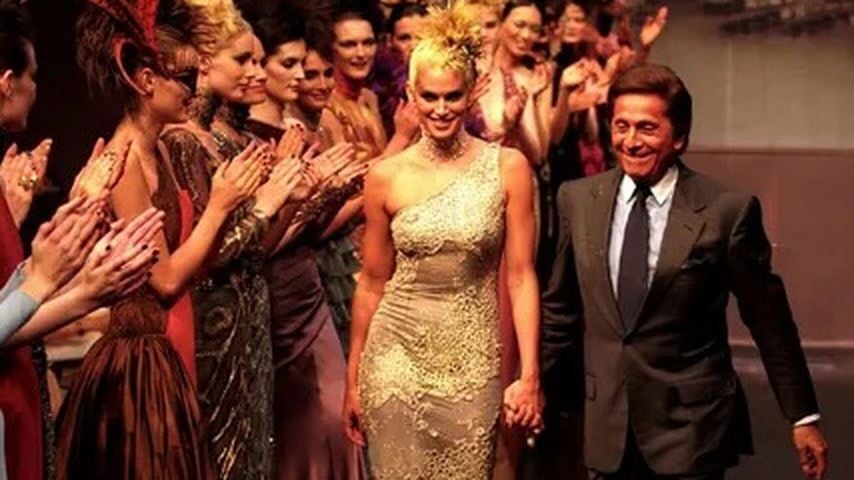 Cindy Crawford lief mehrfach für Valentino über den Laufsteg