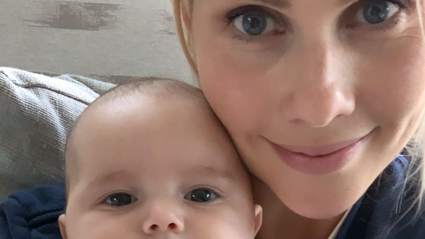 Claire Holt mit ihrer Tochter