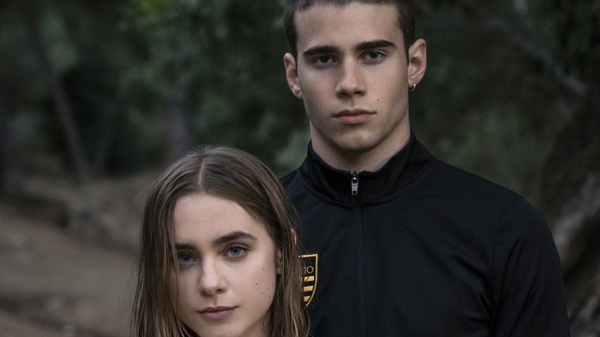 Clara Galle und Julio Fernández als Raquel und Ares