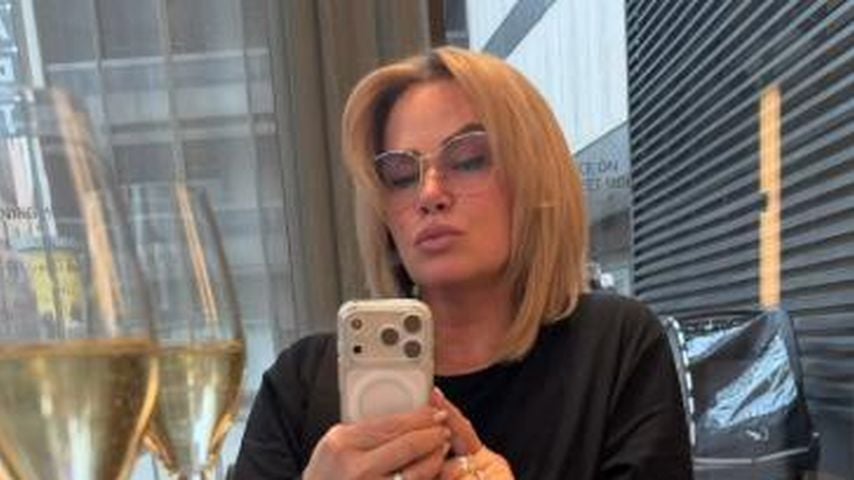 "Geniale Farbe": Claudia Effenberg präsentiert neuen Look