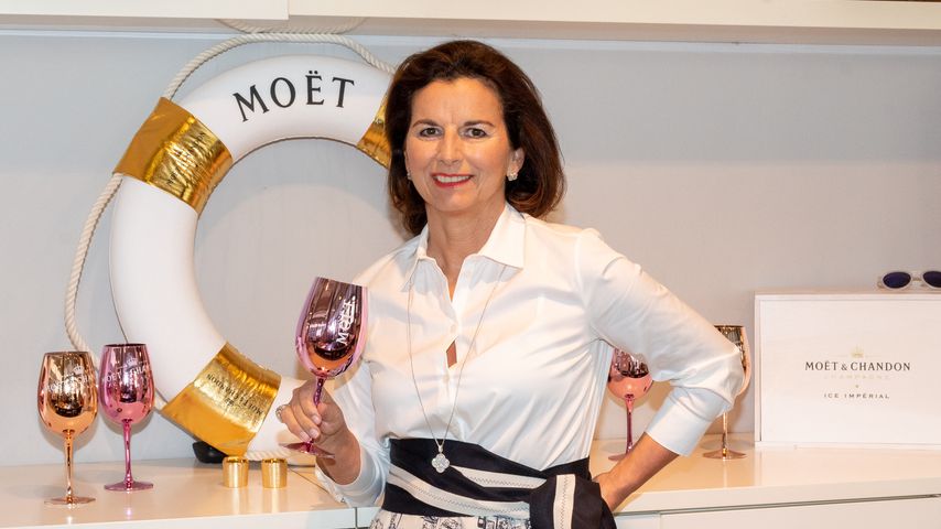 Unzufrieden? Claudia Oberts Brüste sind "wie Teebeutel"