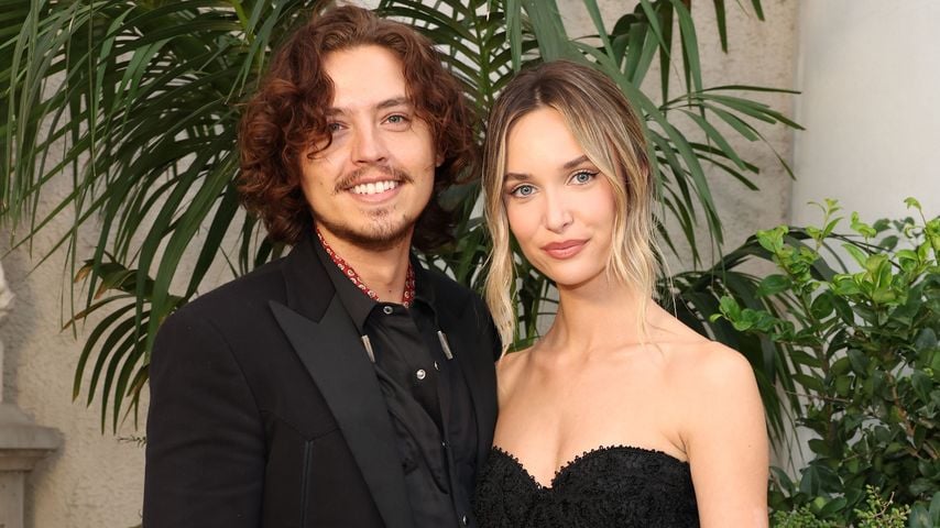 Cole Sprouse und seine Freundin Ari Fournier bei der Ralph Lauren Runway Show, 2022