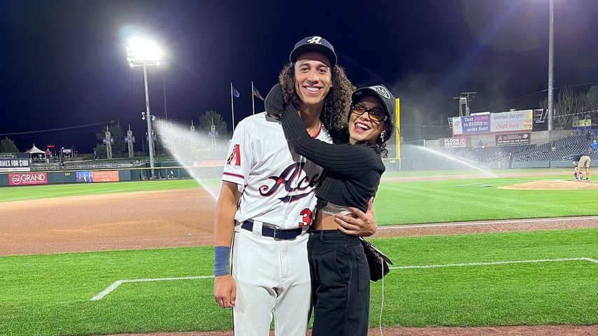 Cole Tucker mit Vanessa Hudgens, September 2022