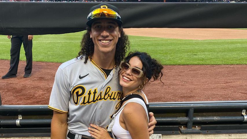 Cole Tucker und Vanessa Hudgens im Juli 2021