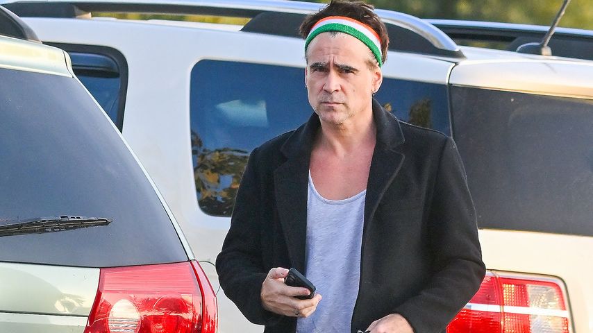 Skurril? Schauspieler Colin Farrell geht im Pyjama einkaufen