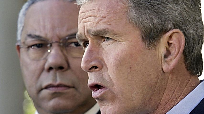 Colin Powell und George W. Bush