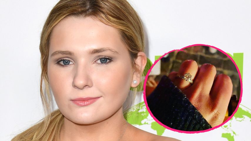 XXL-Ring: Schauspielerin Abigail Breslin hat sich verlobt