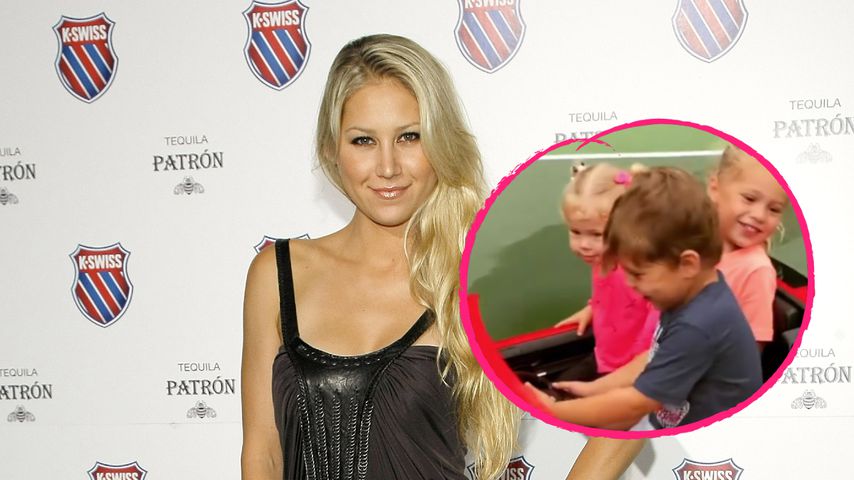 Fans sind begeistert: Anna Kournikova zeigt alle drei Kids