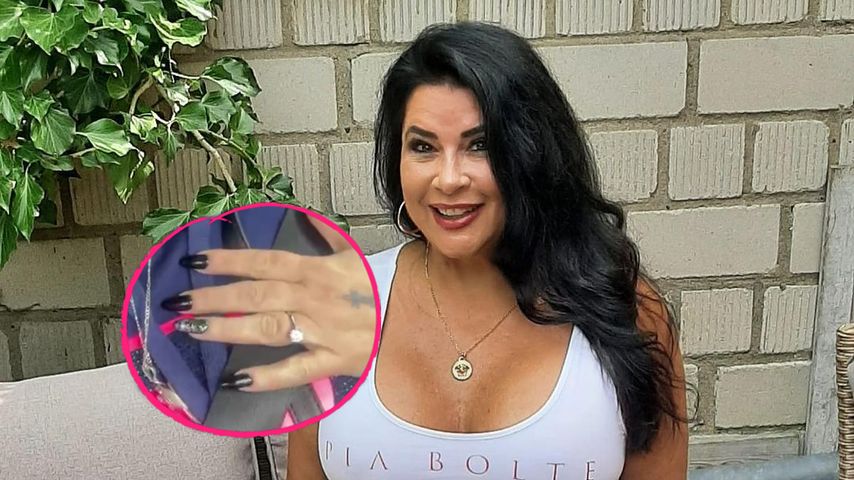 Etwa verlobt? Iris Klein trägt einen funklenden Diamantring!