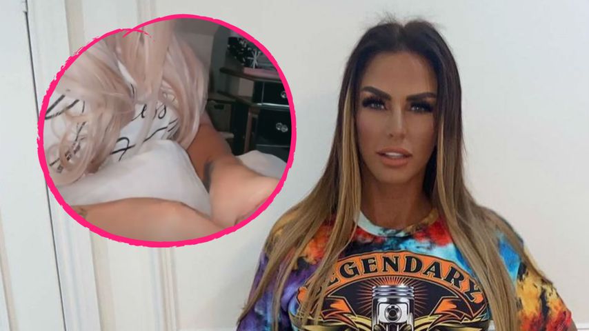 Mit Kissen: Versteckt Katie Price hier etwa einen Babybauch?