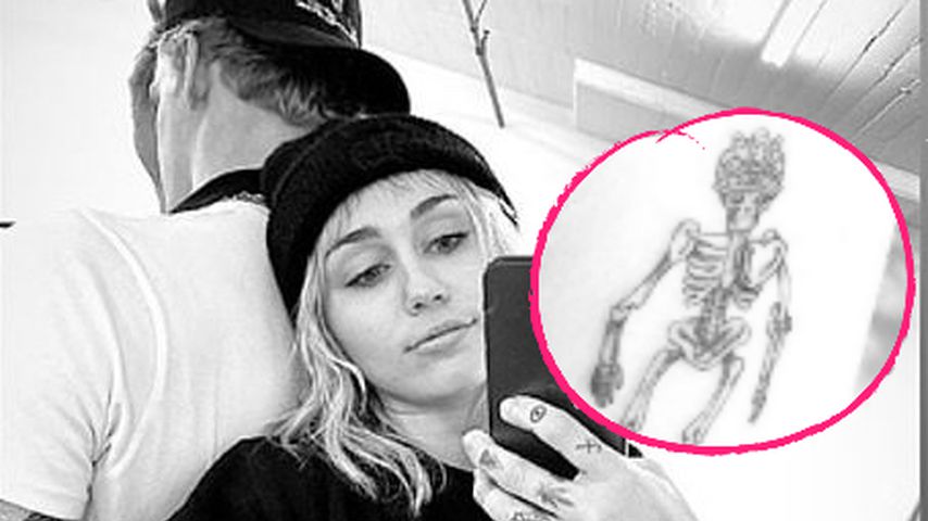 Skelett: Miley Cyrus hat schon wieder ein neues Tattoo!