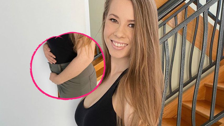 Premiere! Bindi Irwin präsentiert ihren kleinen Babybauch