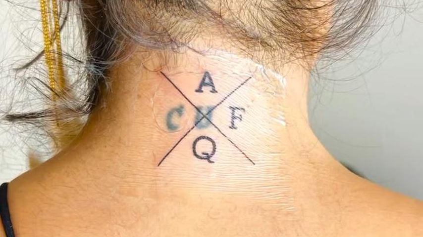 Collien Fernandes zeigt ihr neues Nackentattoo
