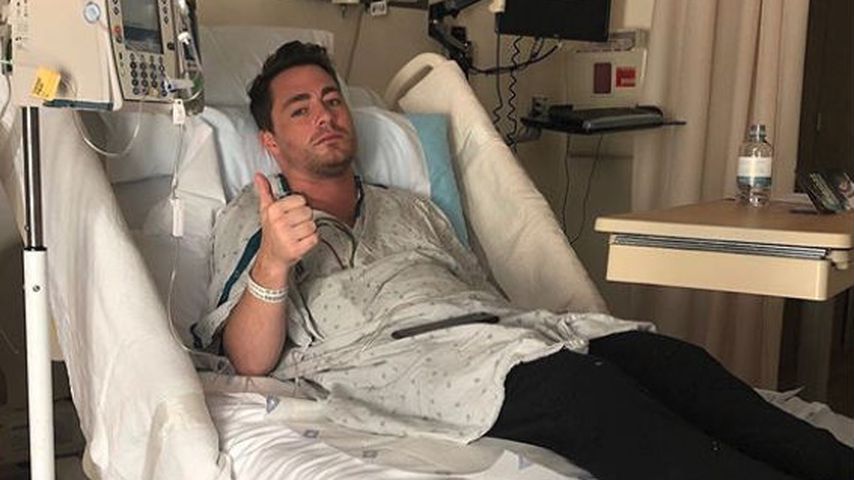 Colton Haynes in einer Klinik