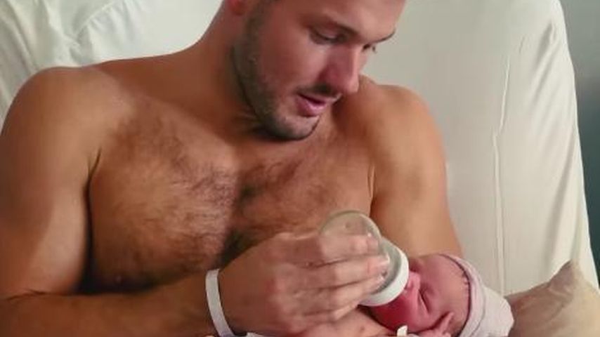 Colton Underwood und sein Sohn Bishop im September 2024