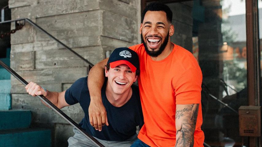 Connor Saeli und Mike Johnson