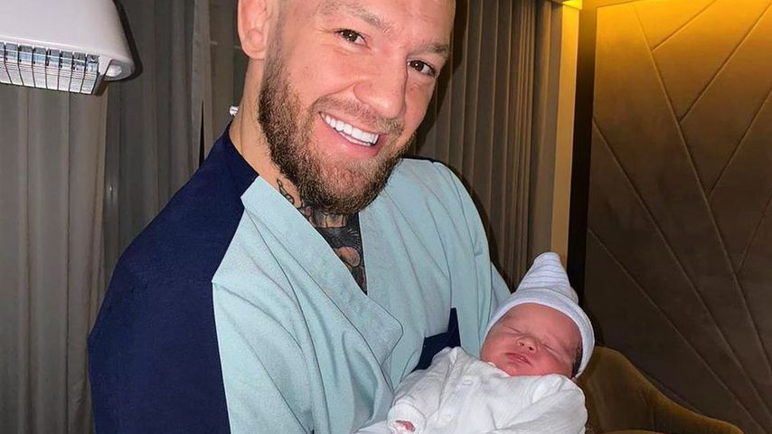 Conor McGregor mit seinem Baby Rían, Mai 2021