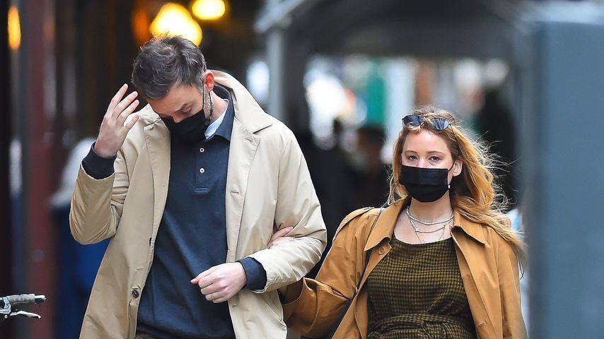 Cooke Maroney und Jennifer Lawrence im Dezember 2021 im East Village, Manhattan