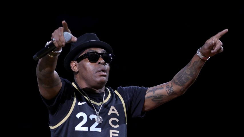 Coolio bei einem Basketballspiel