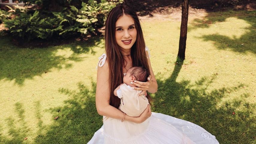 Coupleontour-Vanessa mit Baby Olivia im August 20222
