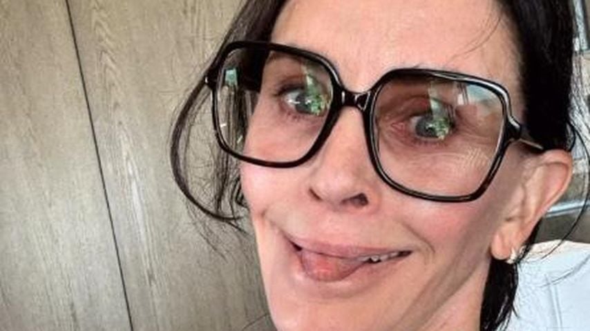 "Nutzlose Selfies"-Parade: Courteney Cox zeigt sich uneitel