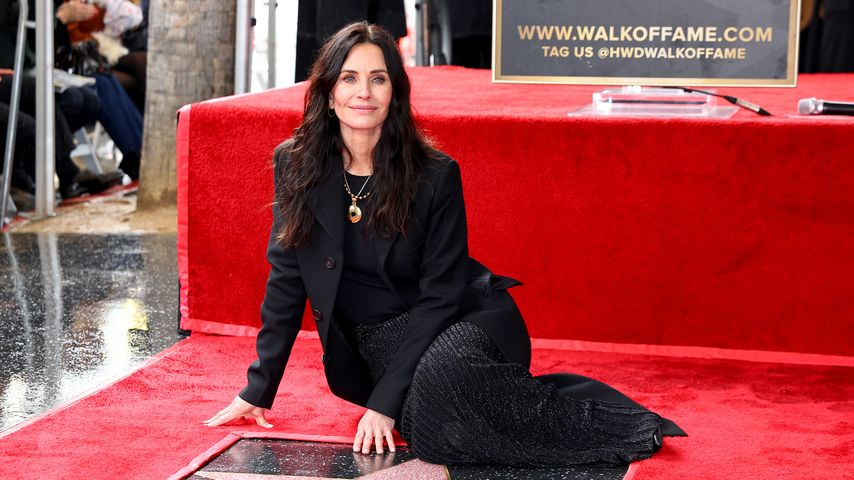 Courteney Cox mit ihrem Stern auf dem Walk of Fame im Februar 2023