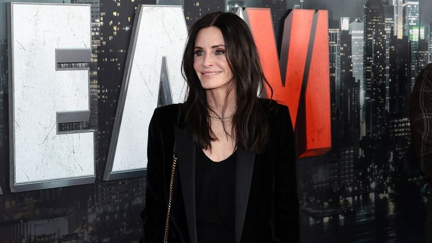 Riesenspaß: Courteney Cox enthüllt ihr Schrank-Chaos