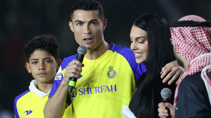 Cristiano Ronaldo Jr., Georgina Rodriguez und Cristiano Ronaldo bei seinem Vereinswechsel