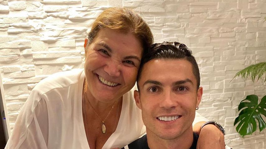 Trotz Stadionverbot: Ronaldos Mama weint bei Spiel vor Glück