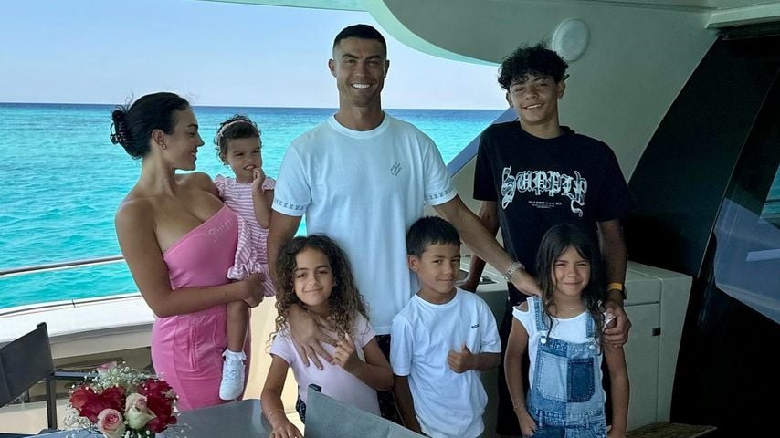 Cristiano Ronaldo mit seiner Familie im Juli 2024