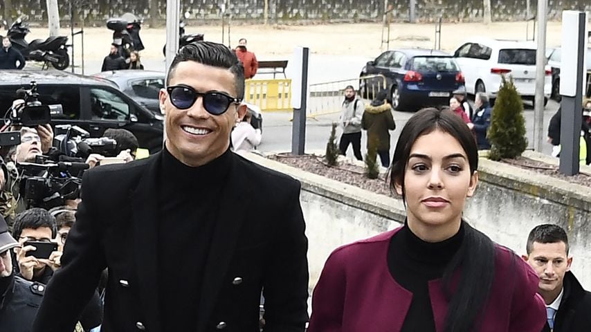 Nach EM-Tränen: Cristiano Ronaldos Freundin steht hinter ihm