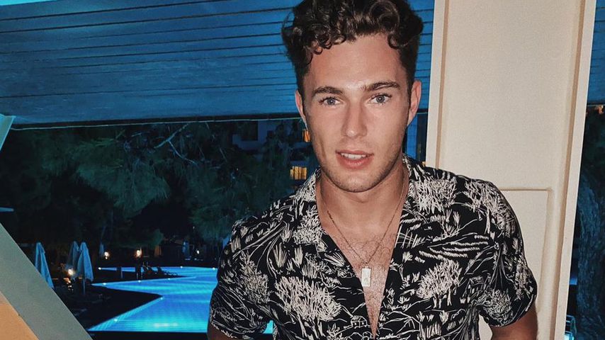 UK-"Love Island"-Curtis wehrt sich gegen Affärengerüchte