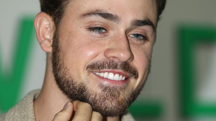 Dacre Montgomery, Schauspieler