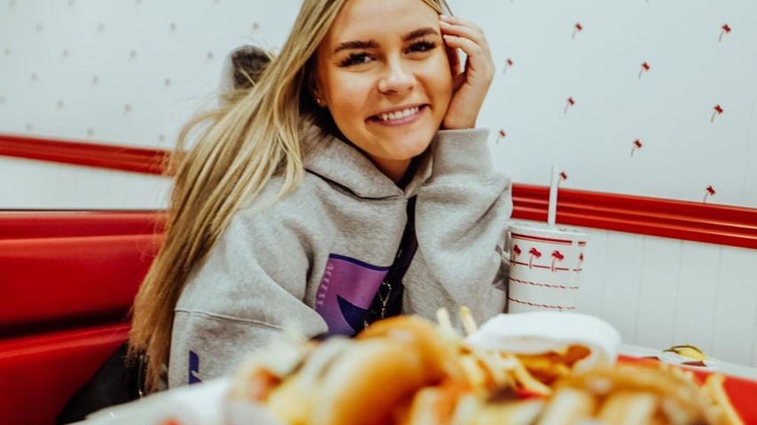 Dagi Bee, YouTuberin