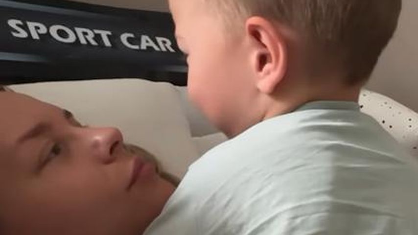 YouTuberin Dagi Bee und ihr Sohn Nelio