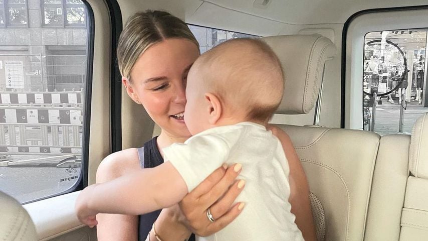 Dagi Bee und ihr Sohn Nelio im Juni 2022