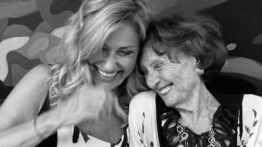 Dagmar Wöhrl mit ihrer Mutter Annemarie Winkler