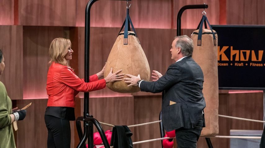 Dagmar Wöhrl und Dr. Georg Kofler beim Pitch von Khou Khii