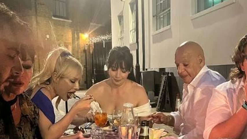 Daisy Lowe, Model