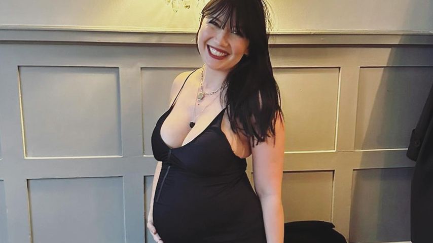 Erste Schwangerschaft: Daisy Lowe liebt ihre neuen Rundungen