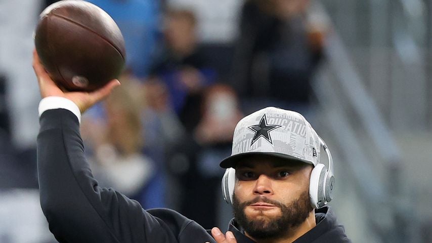 Dak Prescott, Footballer