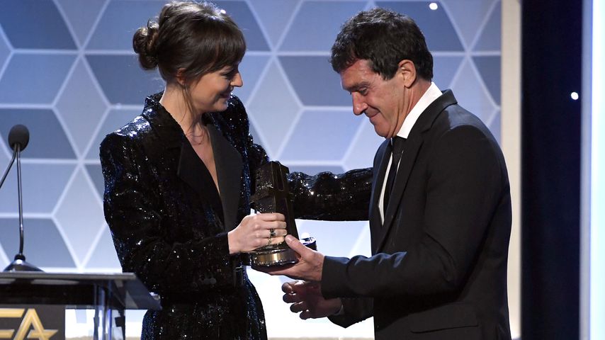 Antonio Banderas' Fans feiern seltsames Klatschen bei Emmys