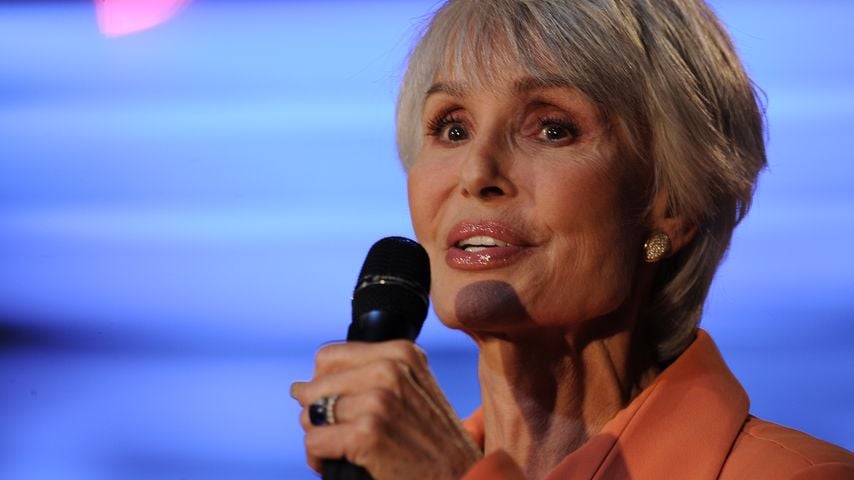 Daliah Lavi bei einem Konzert