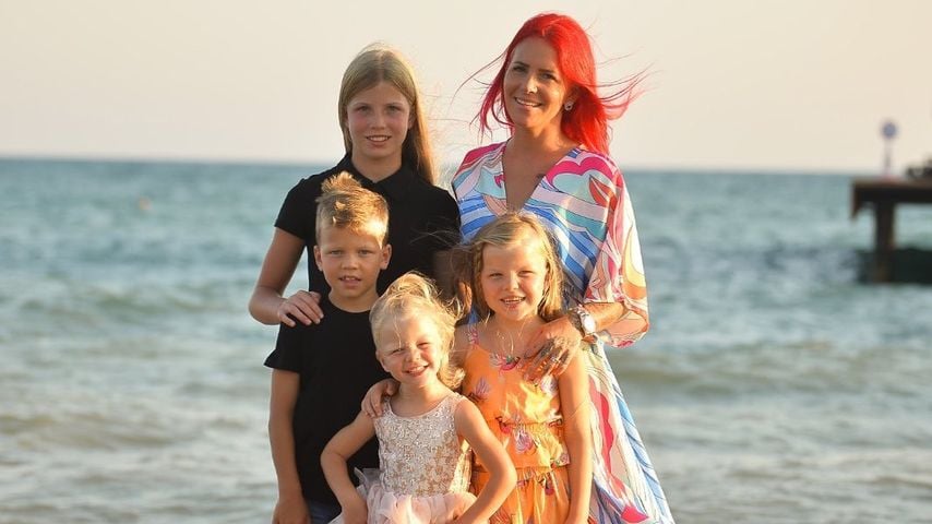 Dana Diekmeier mit ihren Kindern, Oktober 2021