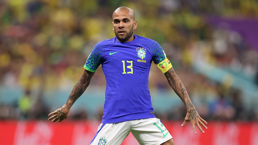 Sexueller Übergriff: Fußballer Dani Alves muss ins Gefängnis