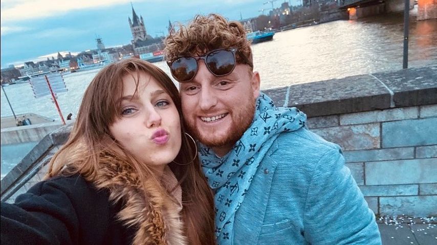 Daniel Ceylan und seine Freundin Nati im Juli 2021 in Köln