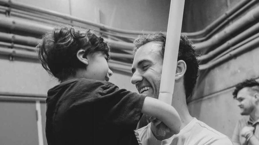 Daniel Coleman mit seinem Sohn Isaac