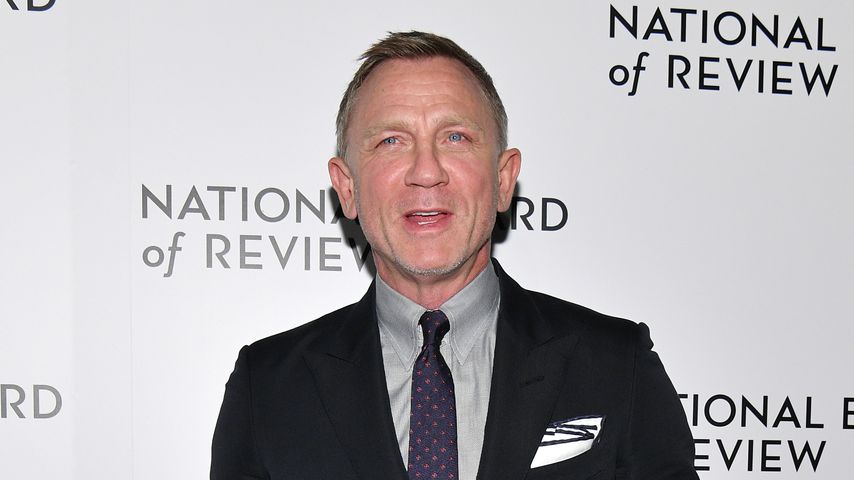 Daniel Craig & Rachel zeigen sich Hand in Hand