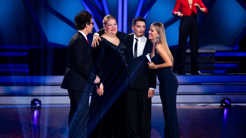 Daniel Hartwich, Ilka Bessin, Erich Klann und Victoria Swarovski bei "Let's Dance"
