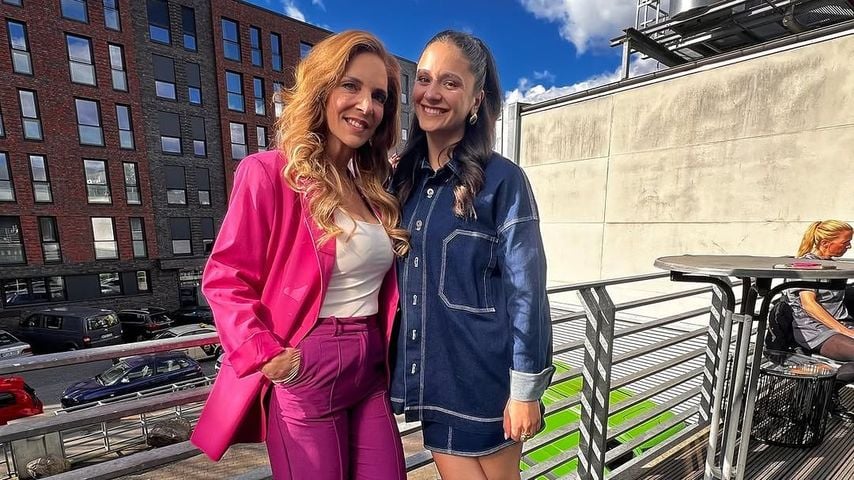 Daniela Büchner und ihre Tochter Jada Karabas im März 2025